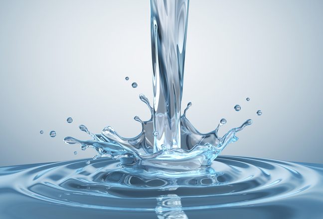 water making a splash in water